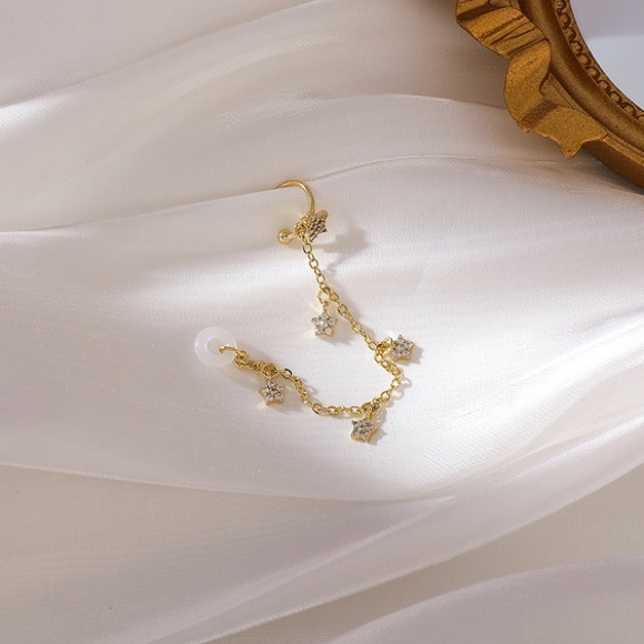 Gold AirPod holders - Picture 2 of 4